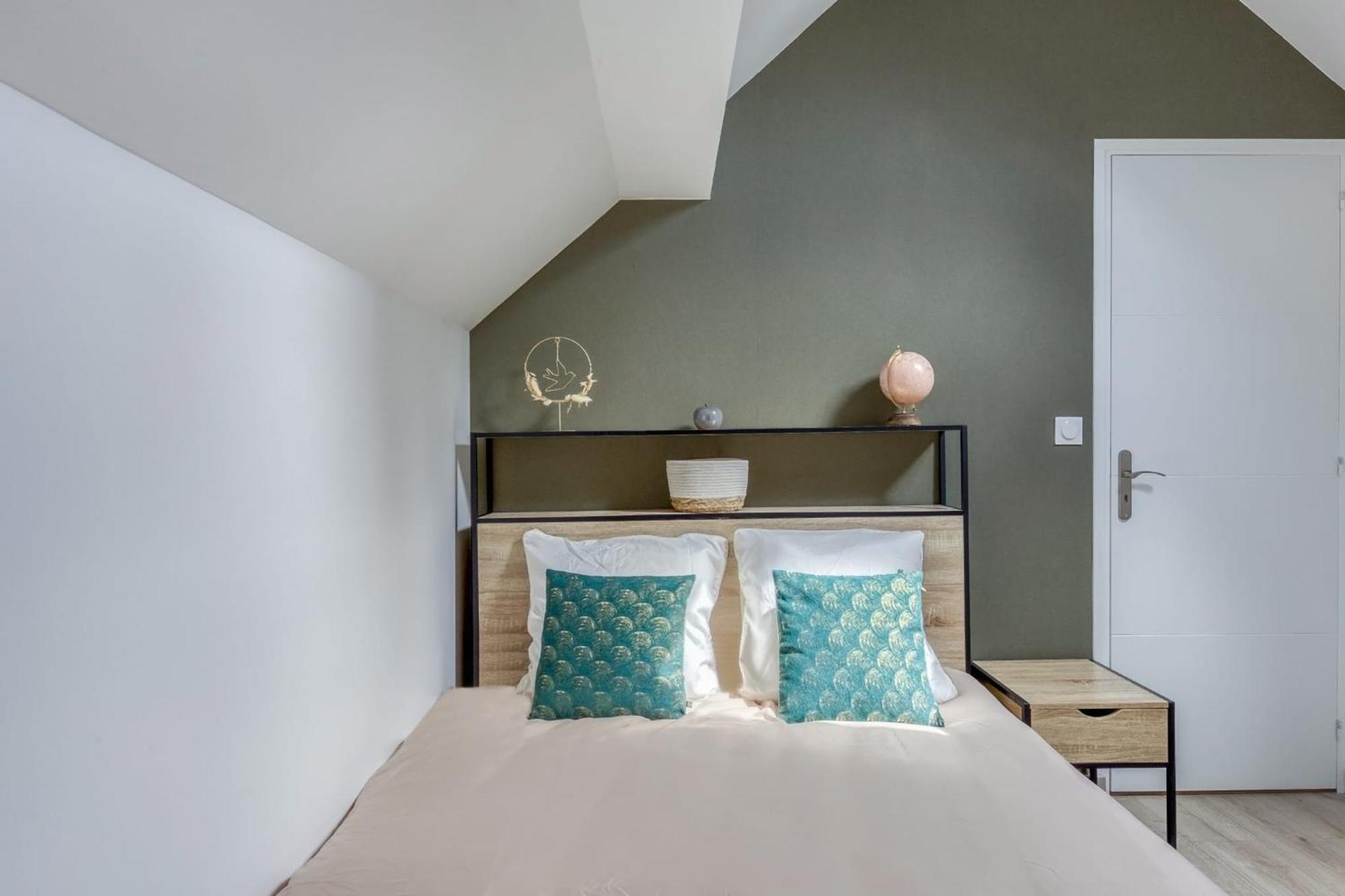 Joli Appartement De Vacances Écouen Екстериор снимка
