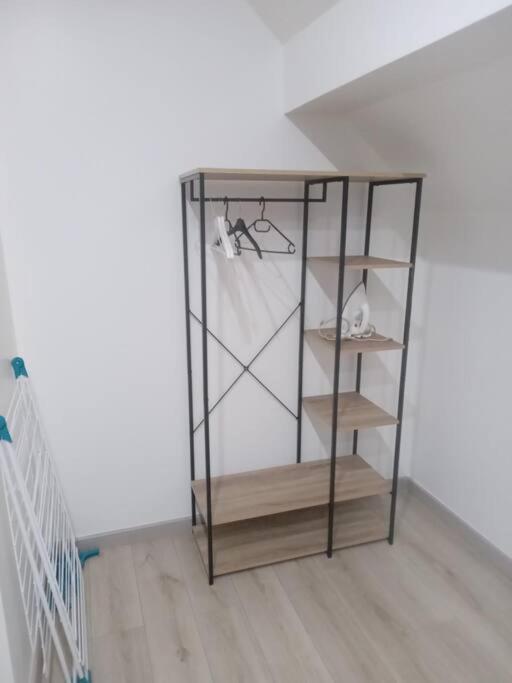 Joli Appartement De Vacances Écouen Екстериор снимка